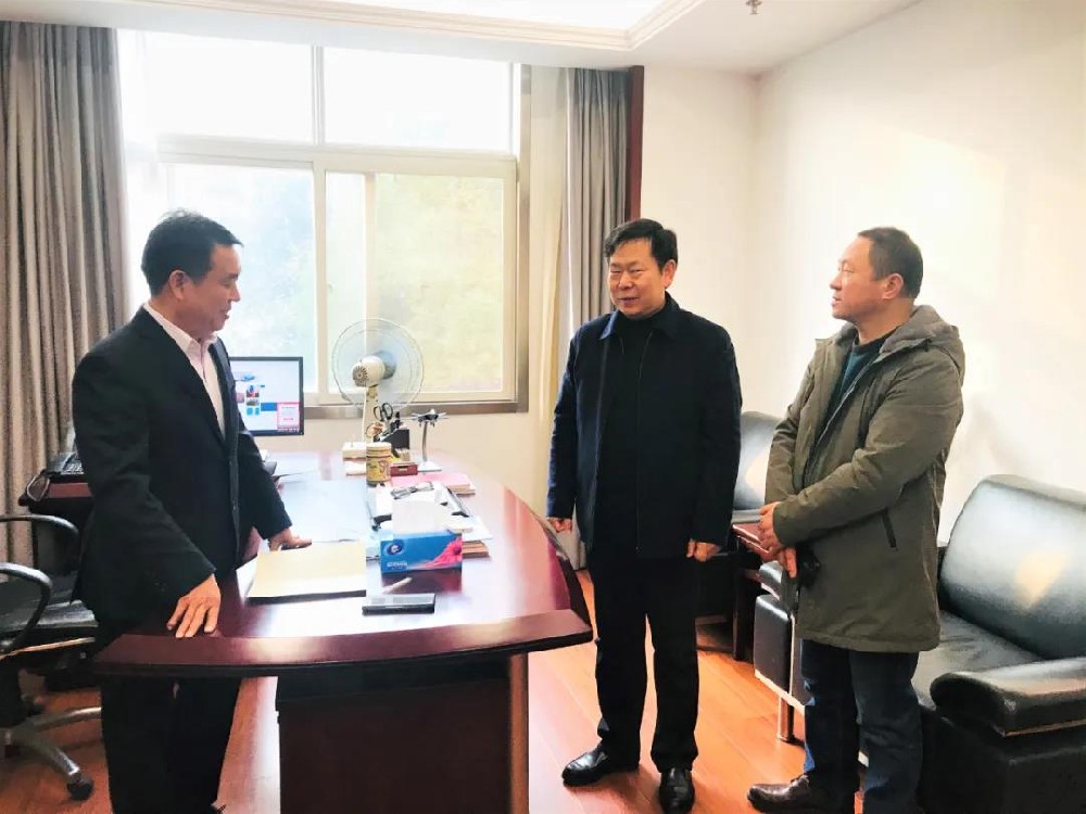 【雙雄醉贊助襄陽企業(yè)家暖心工程系列報道】張敏、王乃華總經理收到暖心生日祝福