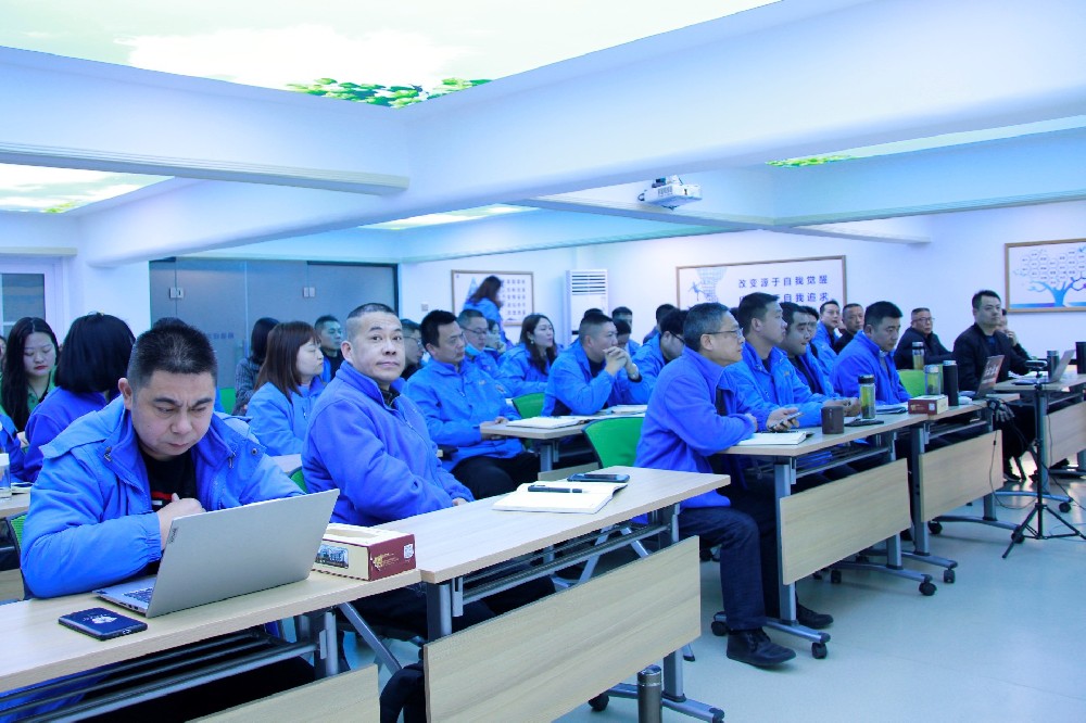 雙雄醉：春雷響，戰(zhàn)鼓擂，英雄襄會(huì)，一起向未來(lái)