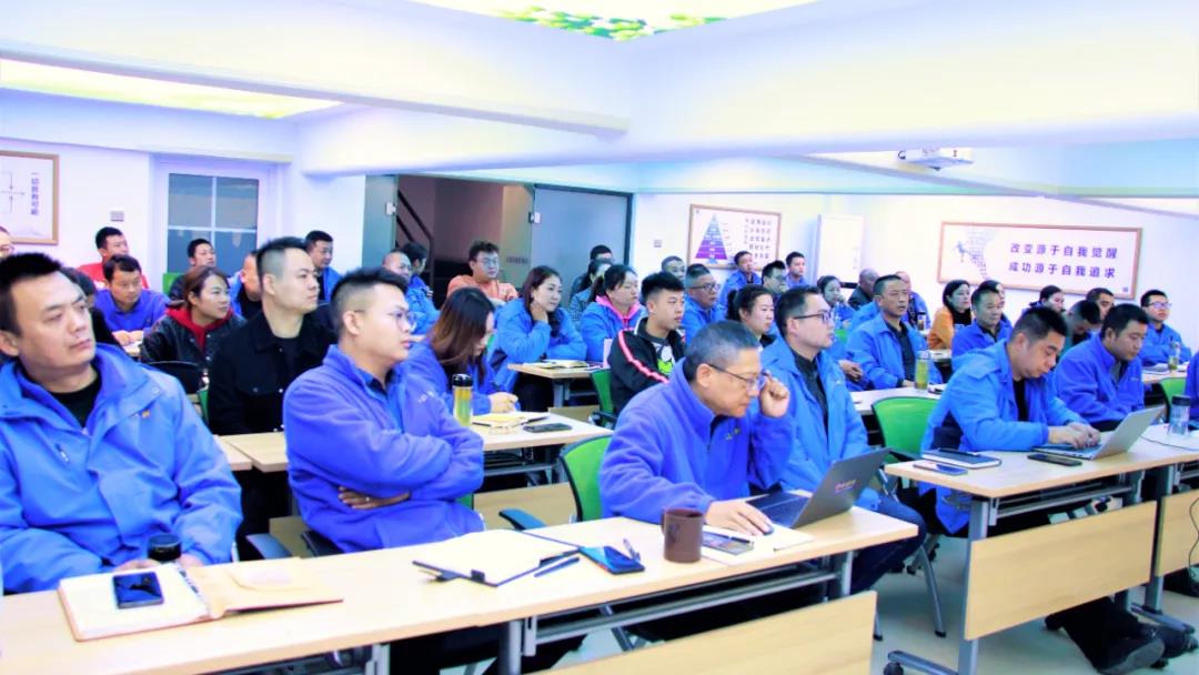 在襄陽(yáng)，有一個(gè)團(tuán)隊(duì)正在謀劃一場(chǎng)大活動(dòng)，石花雙雄醉摩拳擦掌迎旺季！